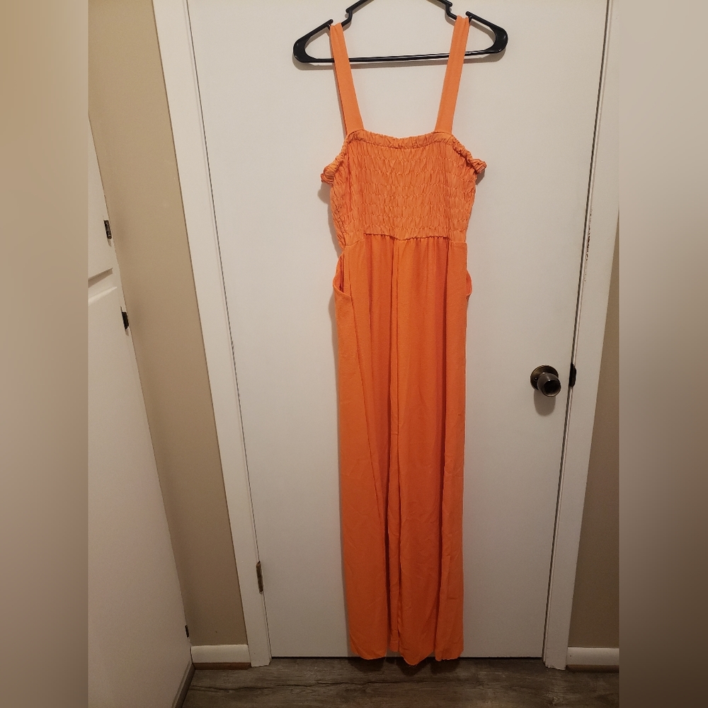 Peachy-orange jumpsuit